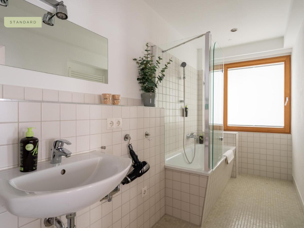 Schoenhouse Avenue - Digital Access * Berlim