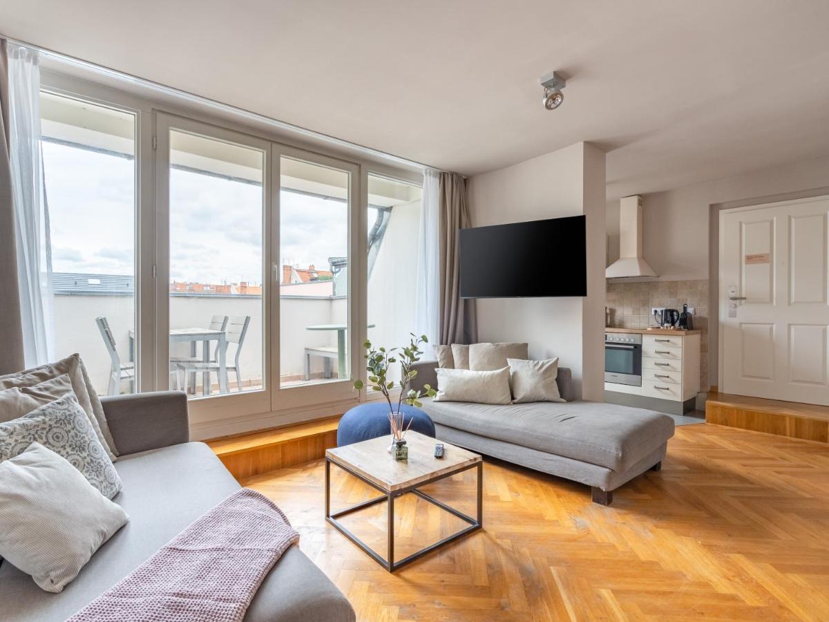 Schoenhouse Avenue - Digital Access Berlim